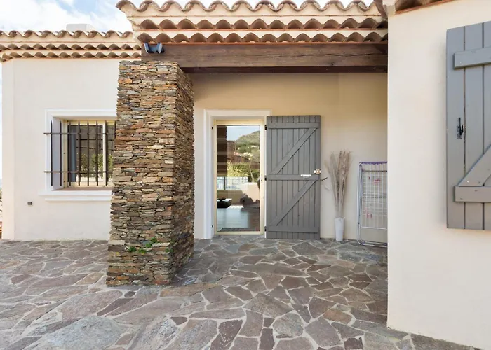 Superbe De Villa, Vue Panoramique, Piscine Hébergement de vacances *