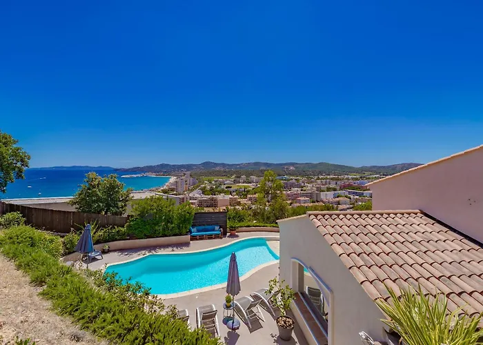 Holiday home Superbe 