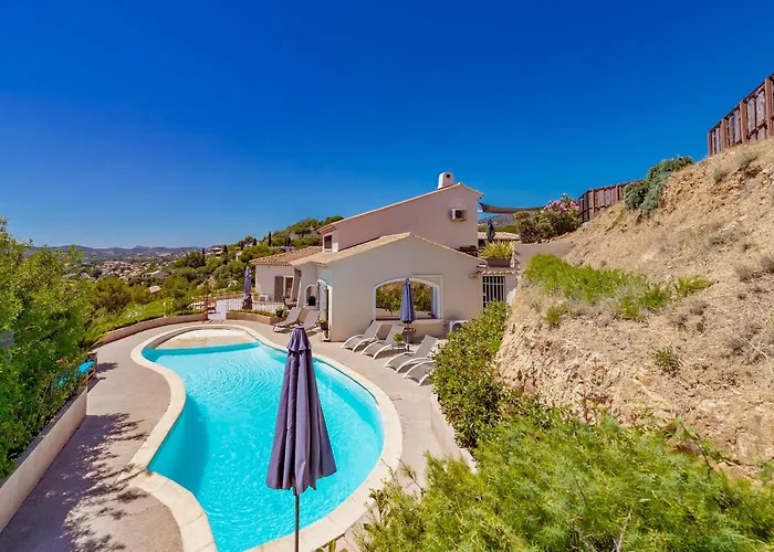 Superbe De Villa, Vue Panoramique, Piscine Le Lavandou
