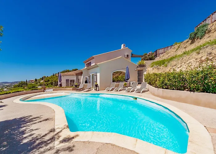 Holiday home Superbe 